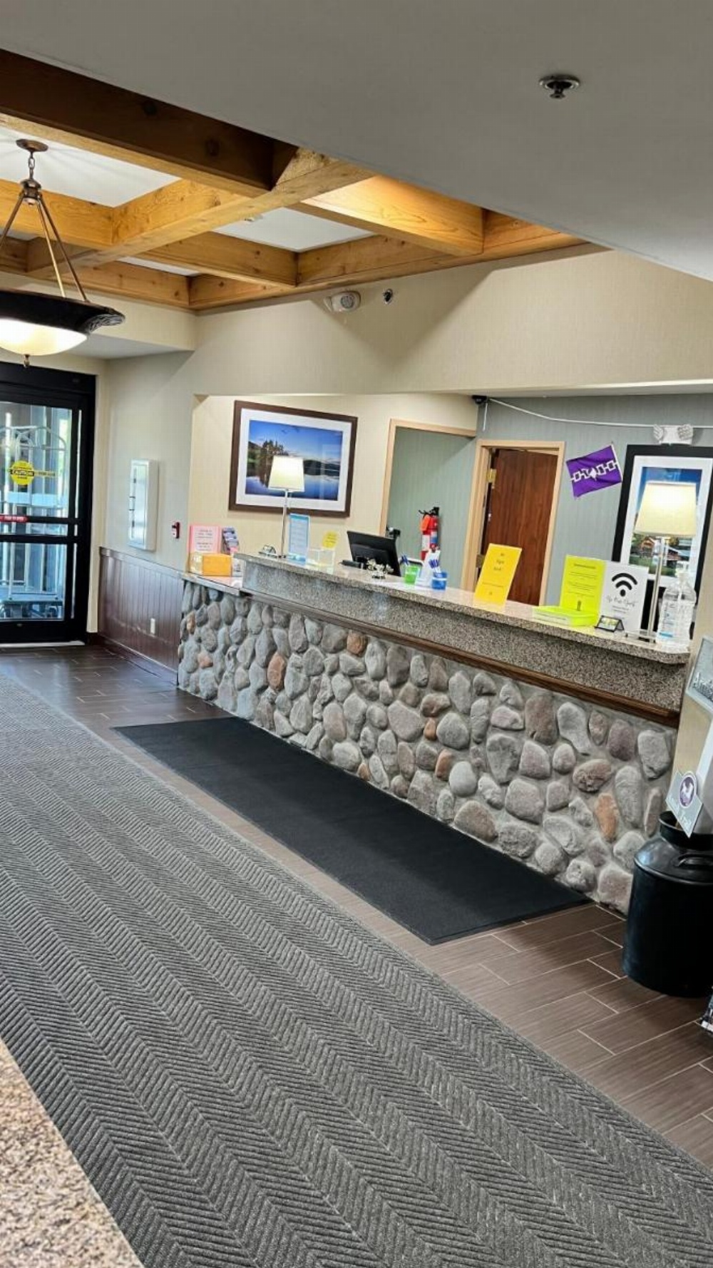 White Pine Lodge Image 11